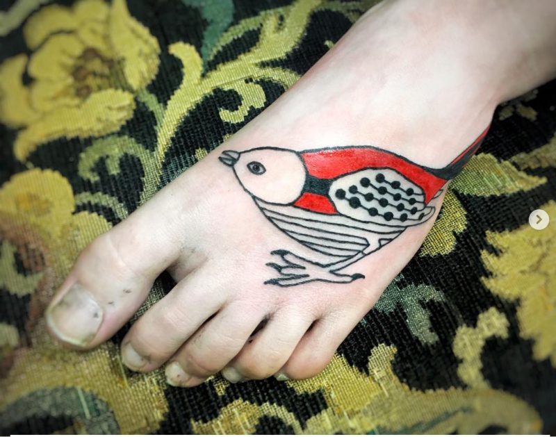 Яблоко от яблони: 10-летняя японка делает тату, следуя по стопам отца Искусство
